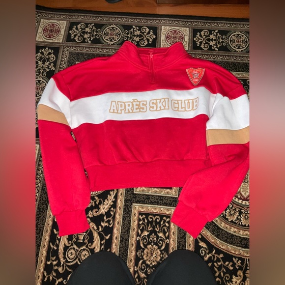 Red sweater crop top - Picture 1 of 2
